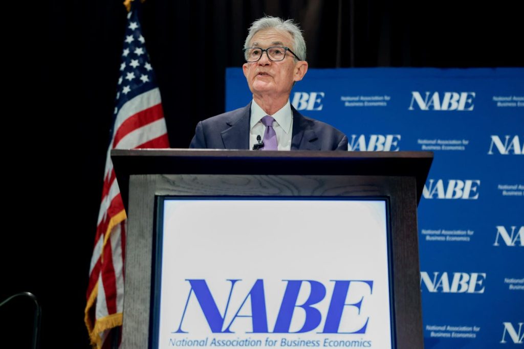Fed Officials Discuss Policy Trade-Offs Ahead Of October Meeting